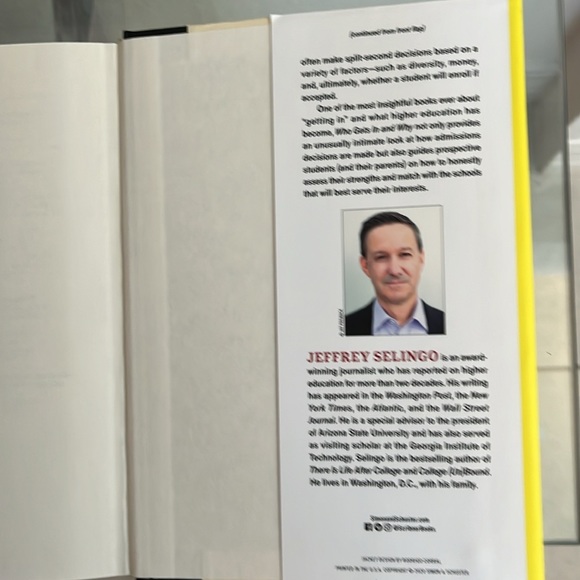 Jeffrey Selingo Book: Who gets in and why A year inside college admissions. - Picture 6 of 6